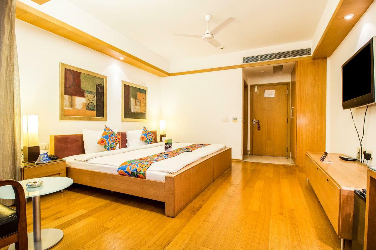 FabHotel Raj Darbar Iffco Gurgaon Bagian luar foto