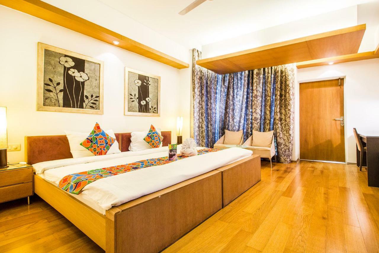 FabHotel Raj Darbar Iffco Gurgaon Bagian luar foto