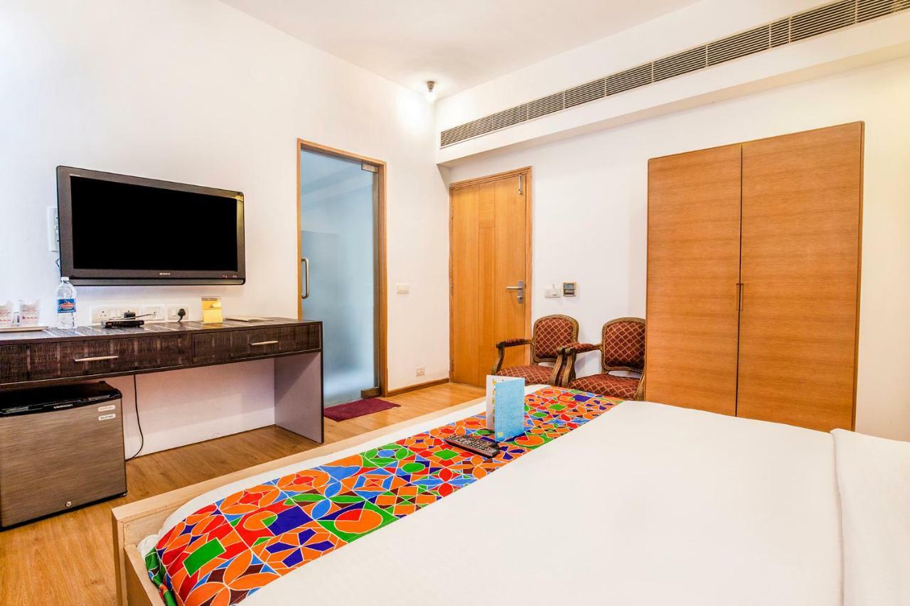 FabHotel Raj Darbar Iffco Gurgaon Bagian luar foto