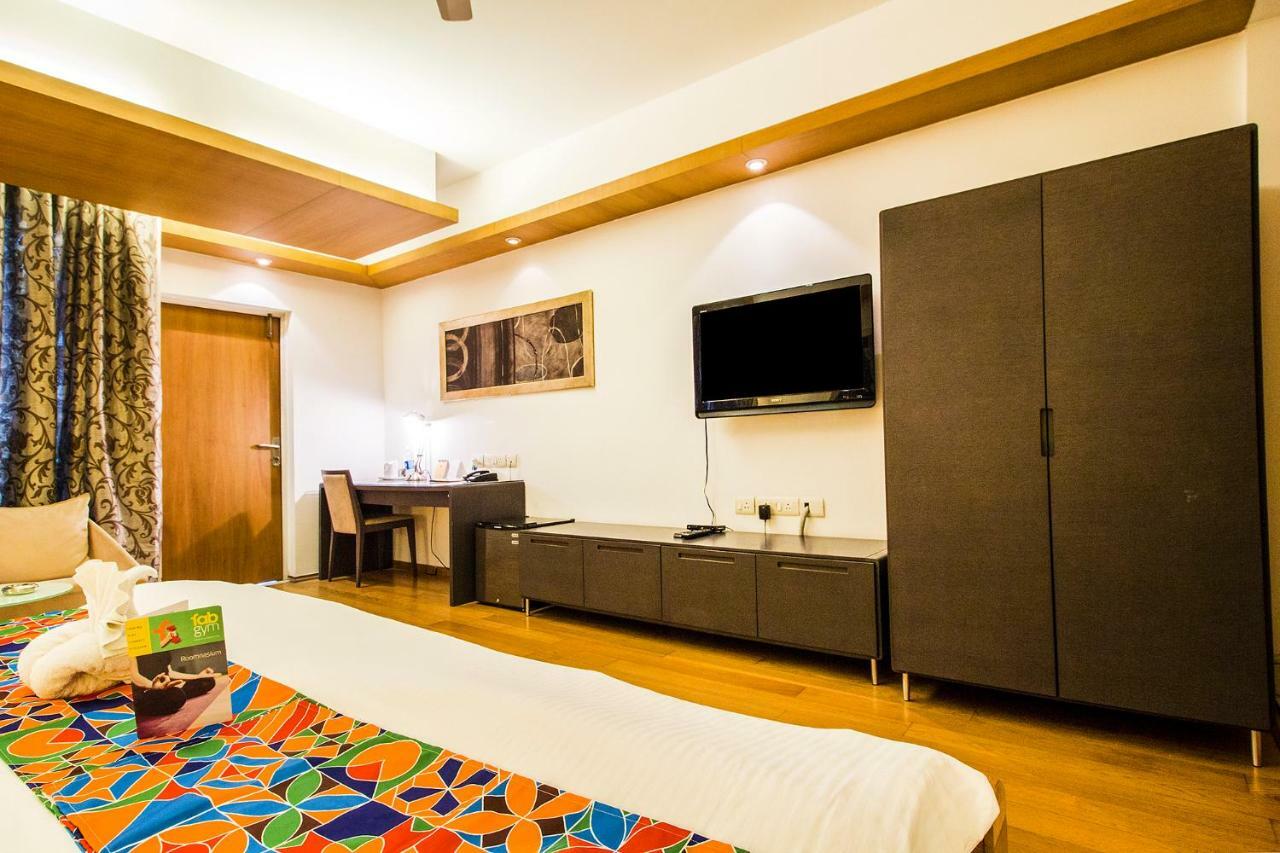 FabHotel Raj Darbar Iffco Gurgaon Bagian luar foto